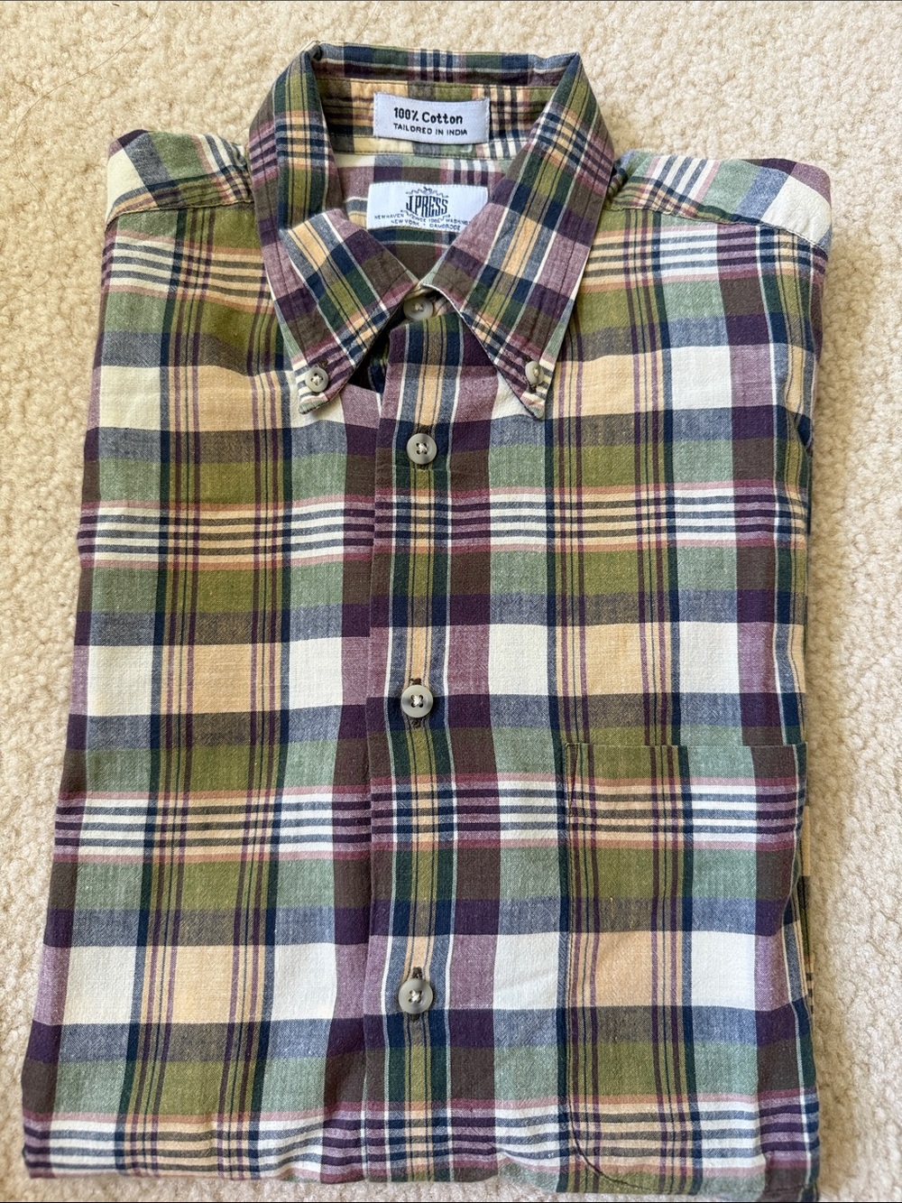 Brand new!!! Green Plaid Cotton Button-Down Shirt in Men size M 100% cotton